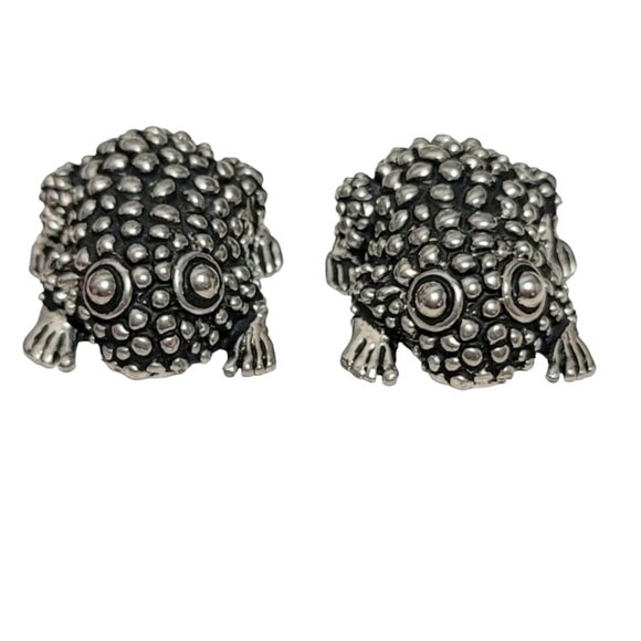 Cabot Vintage Silver Tone Hob Nail Frog Clip On Earrings, Signed